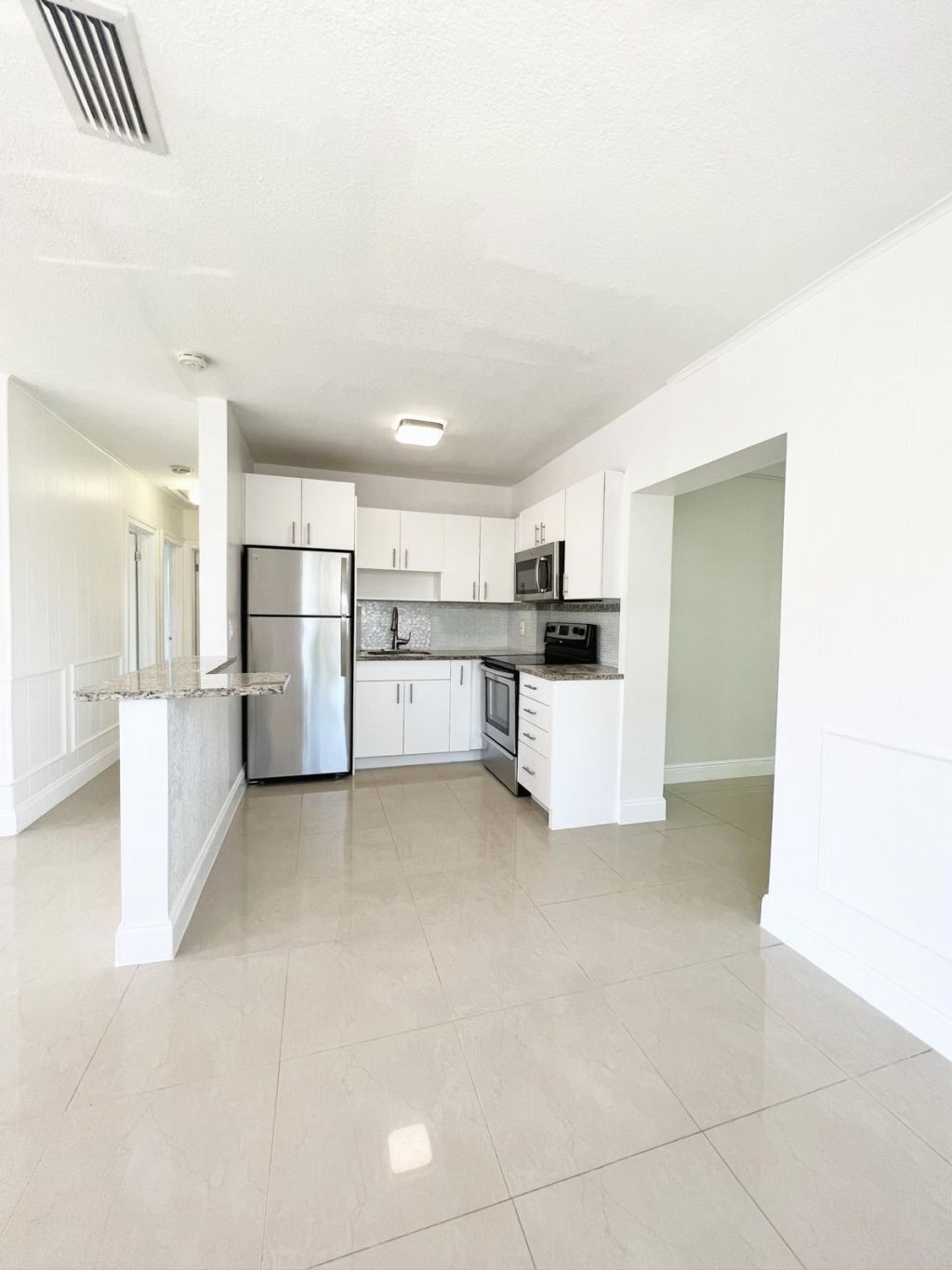 67 Tortuga Road, Palm Springs, FL 33461 Photo