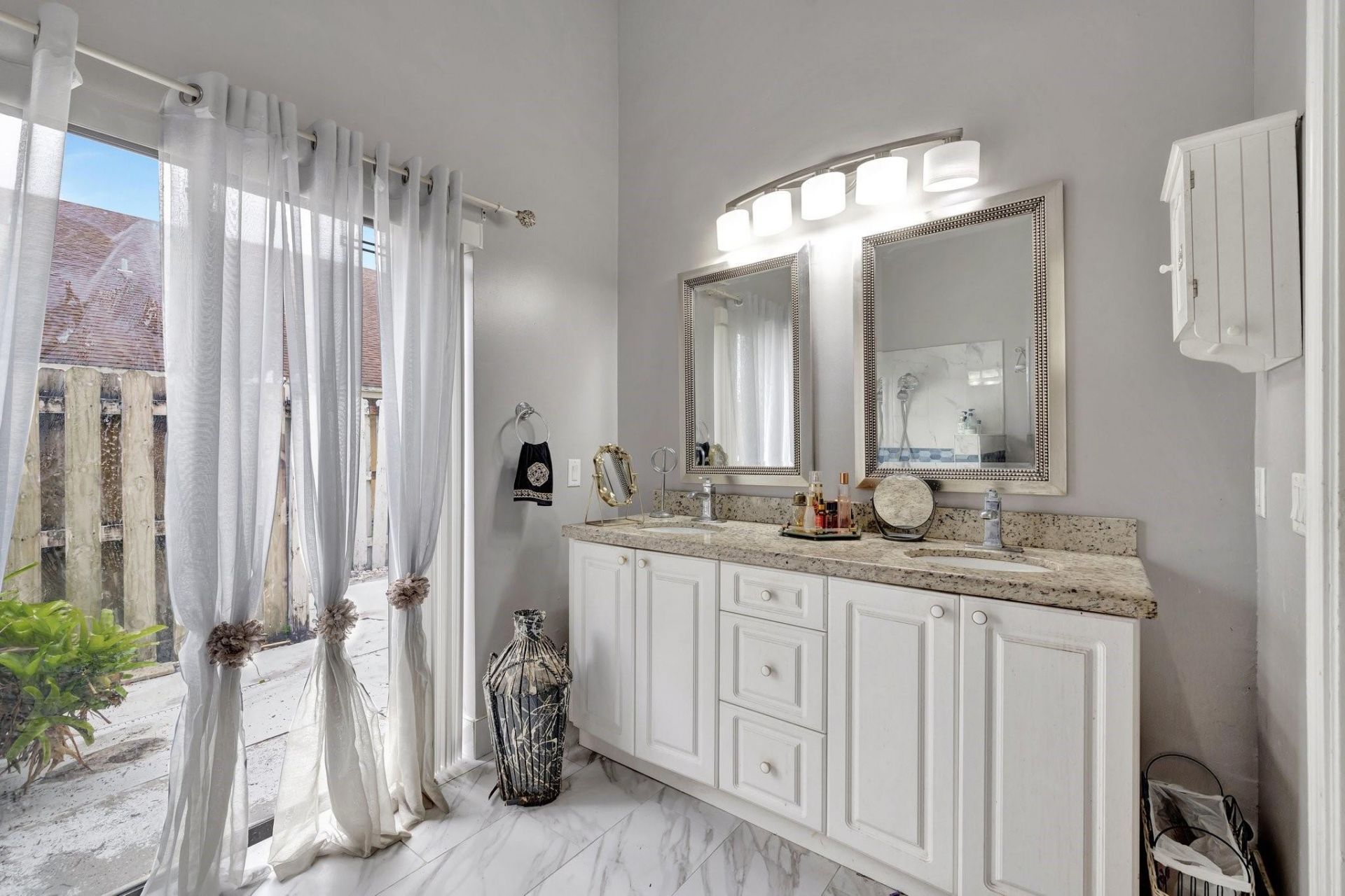 5230 NW 73rd Way, Lauderhill, FL 33319 Photo