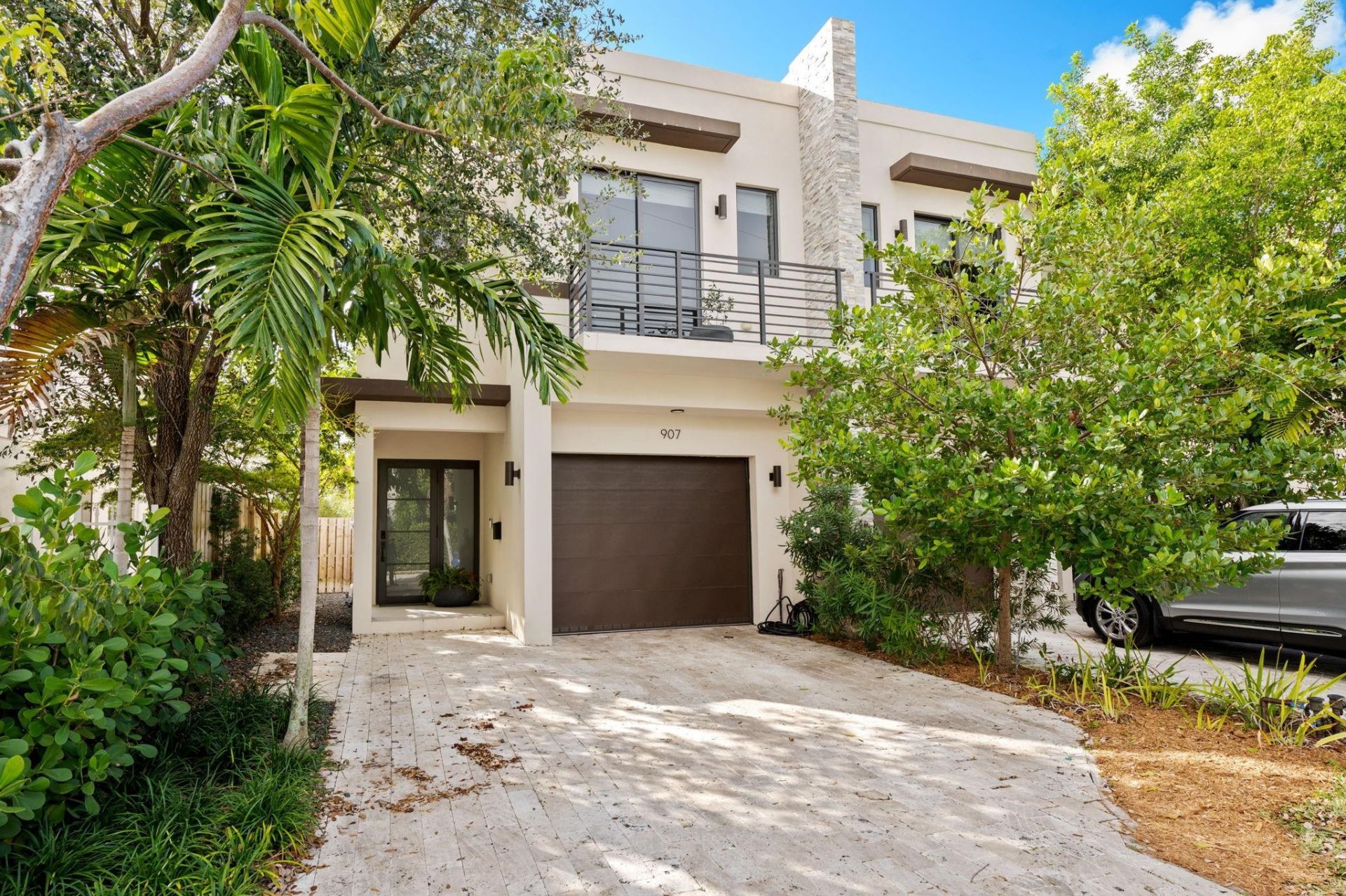 907 NE 16th Avenue, Fort Lauderdale, FL 33304 Photo
