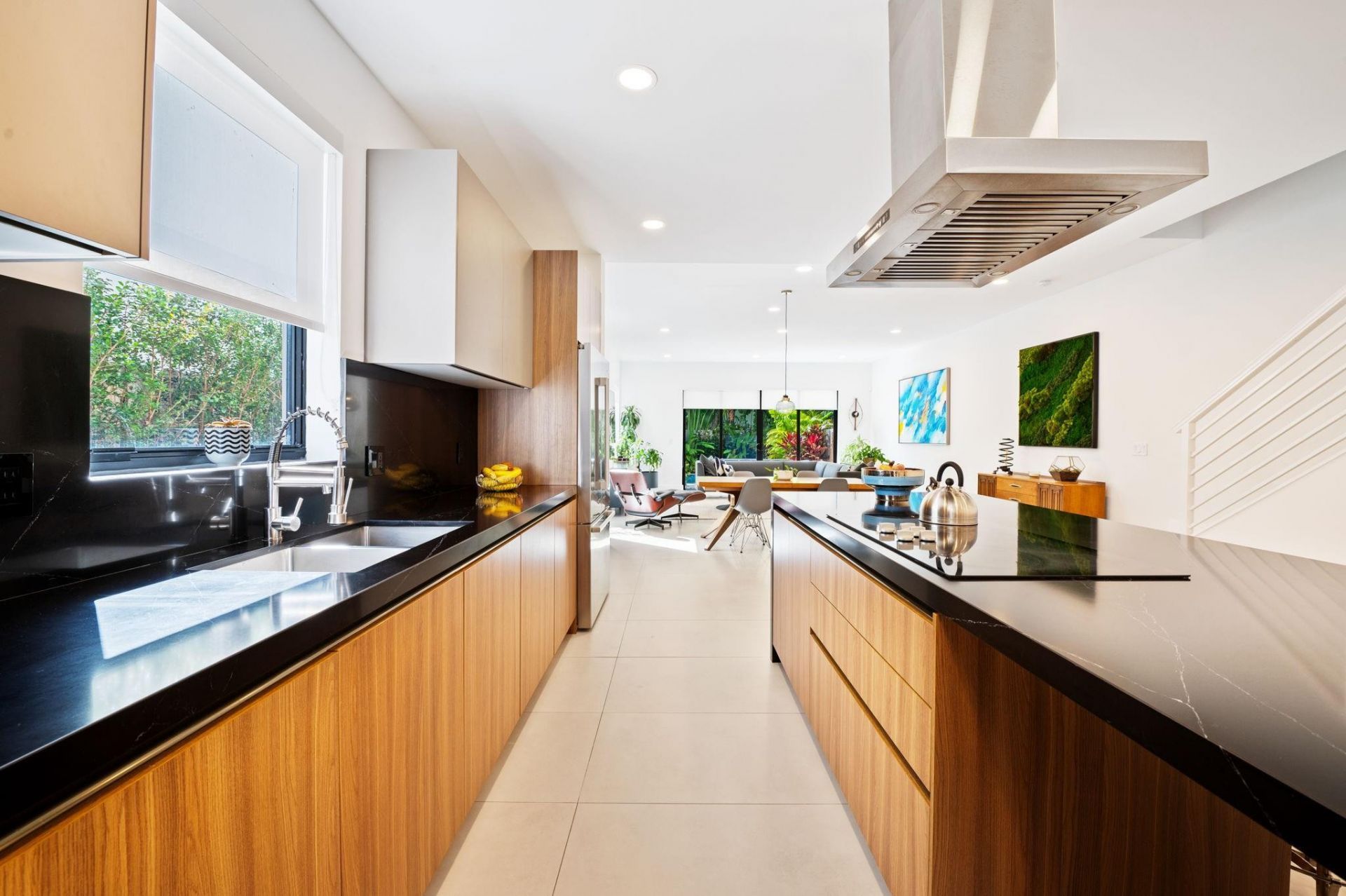 907 NE 16th Avenue, Fort Lauderdale, FL 33304 Photo