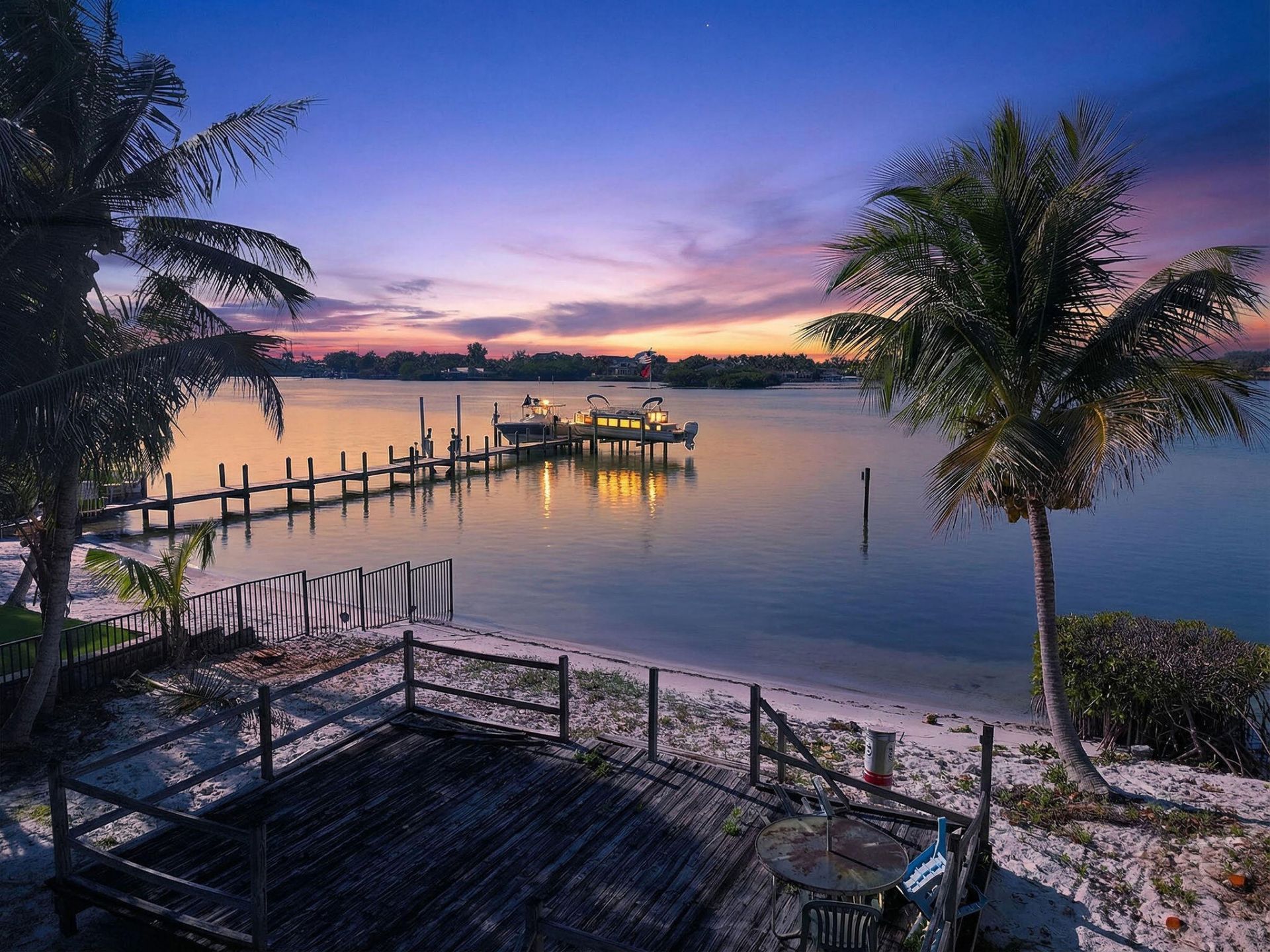 114 W Riverside Drive, Jupiter, FL 33469 Photo