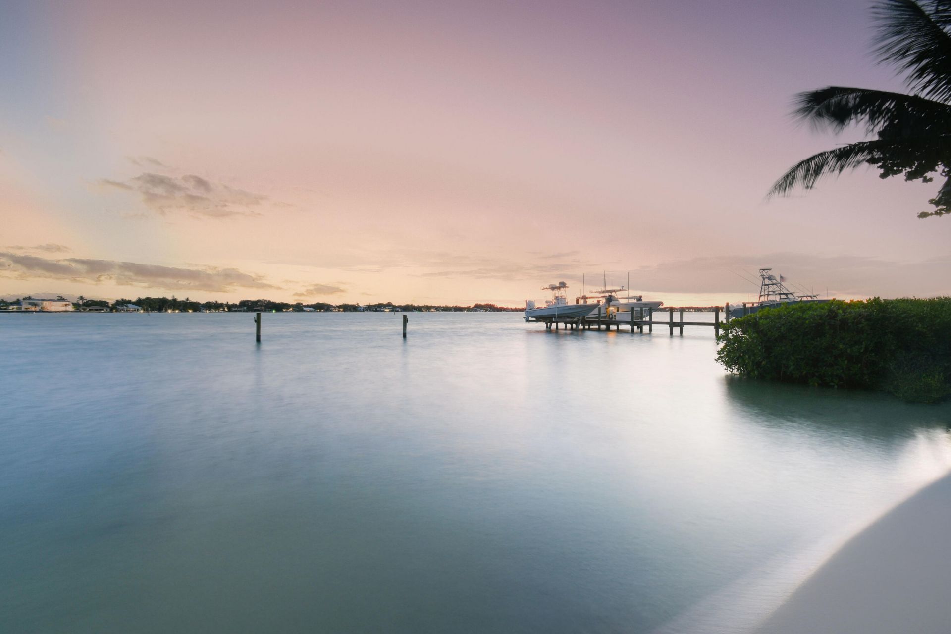 114 W Riverside Drive, Jupiter, FL 33469 Photo