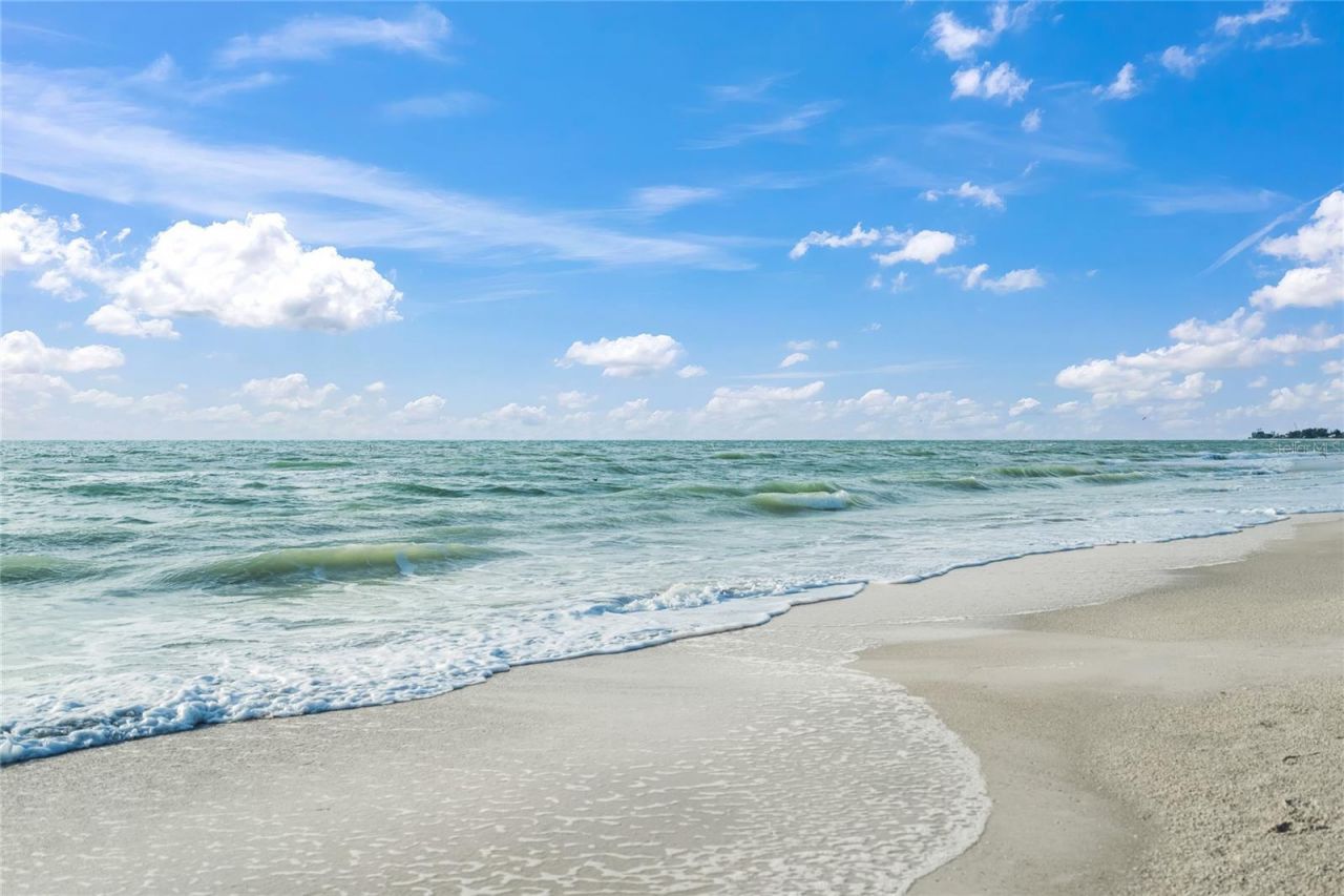 417 Poinsettia Road, Anna Maria, FL 34216 Photo