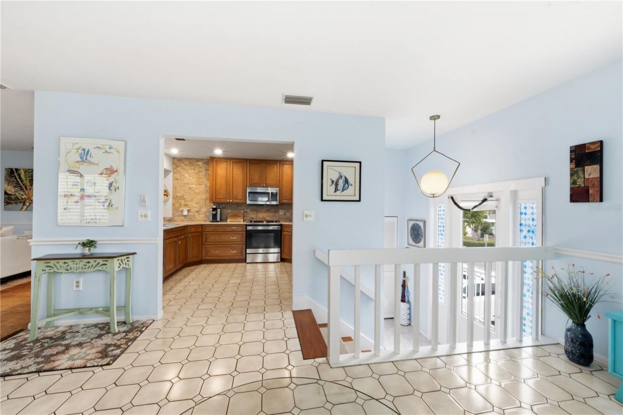 417 Poinsettia Road, Anna Maria, FL 34216 Photo