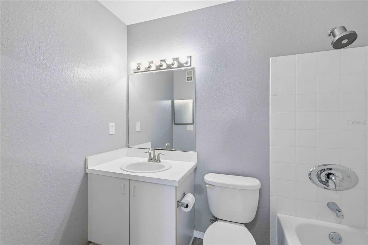 850 S Tamiami Trail , Unit 630, Sarasota, FL 34236 Photo