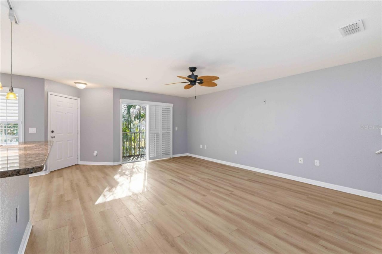 850 S Tamiami Trail , Unit 630, Sarasota, FL 34236 Photo