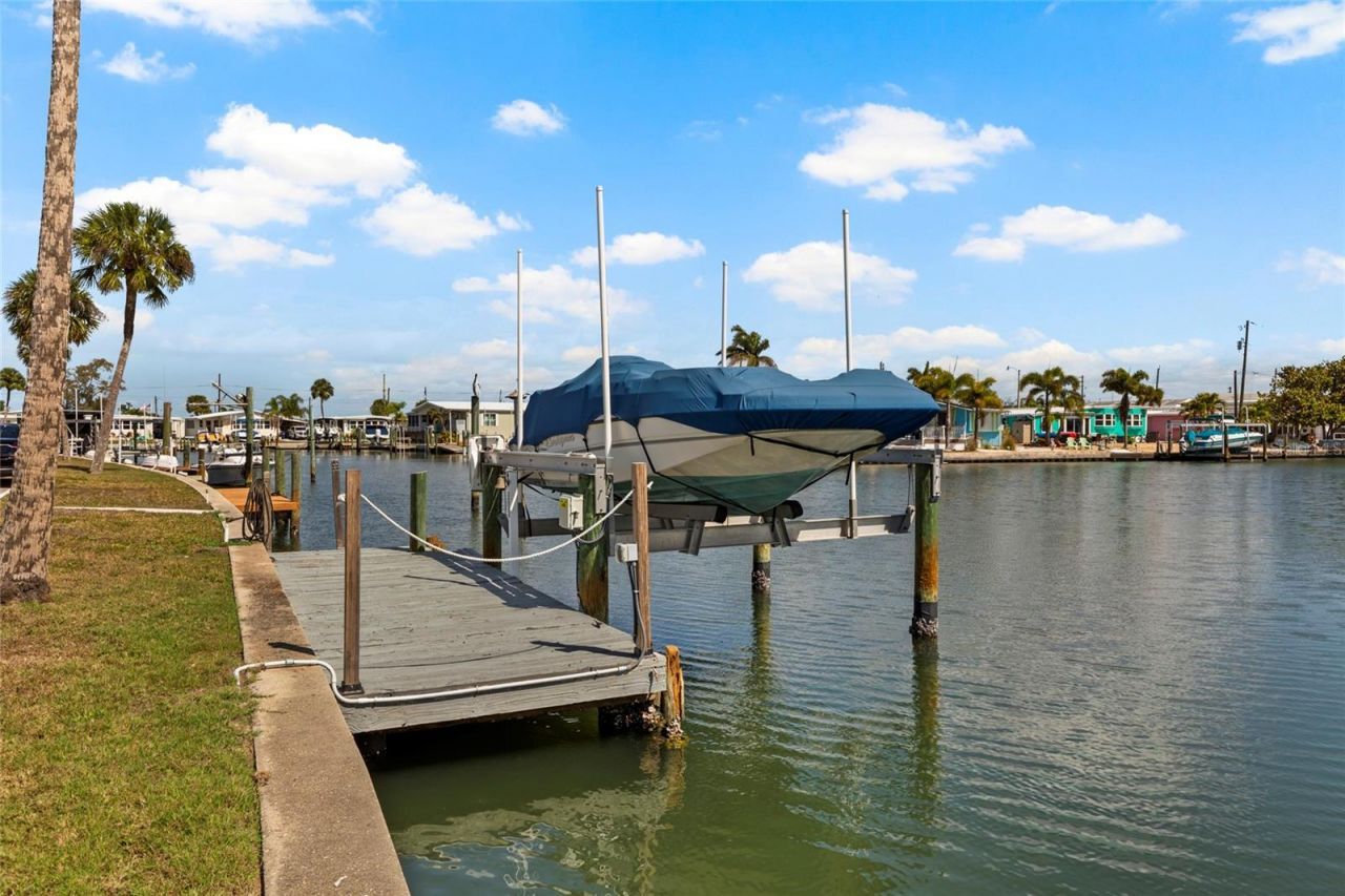 323 Terra Ceia Drive, Palmetto, FL 34221 Photo