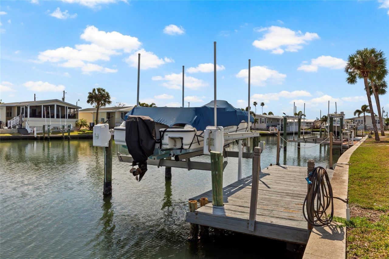 323 Terra Ceia Drive, Palmetto, FL 34221 Photo