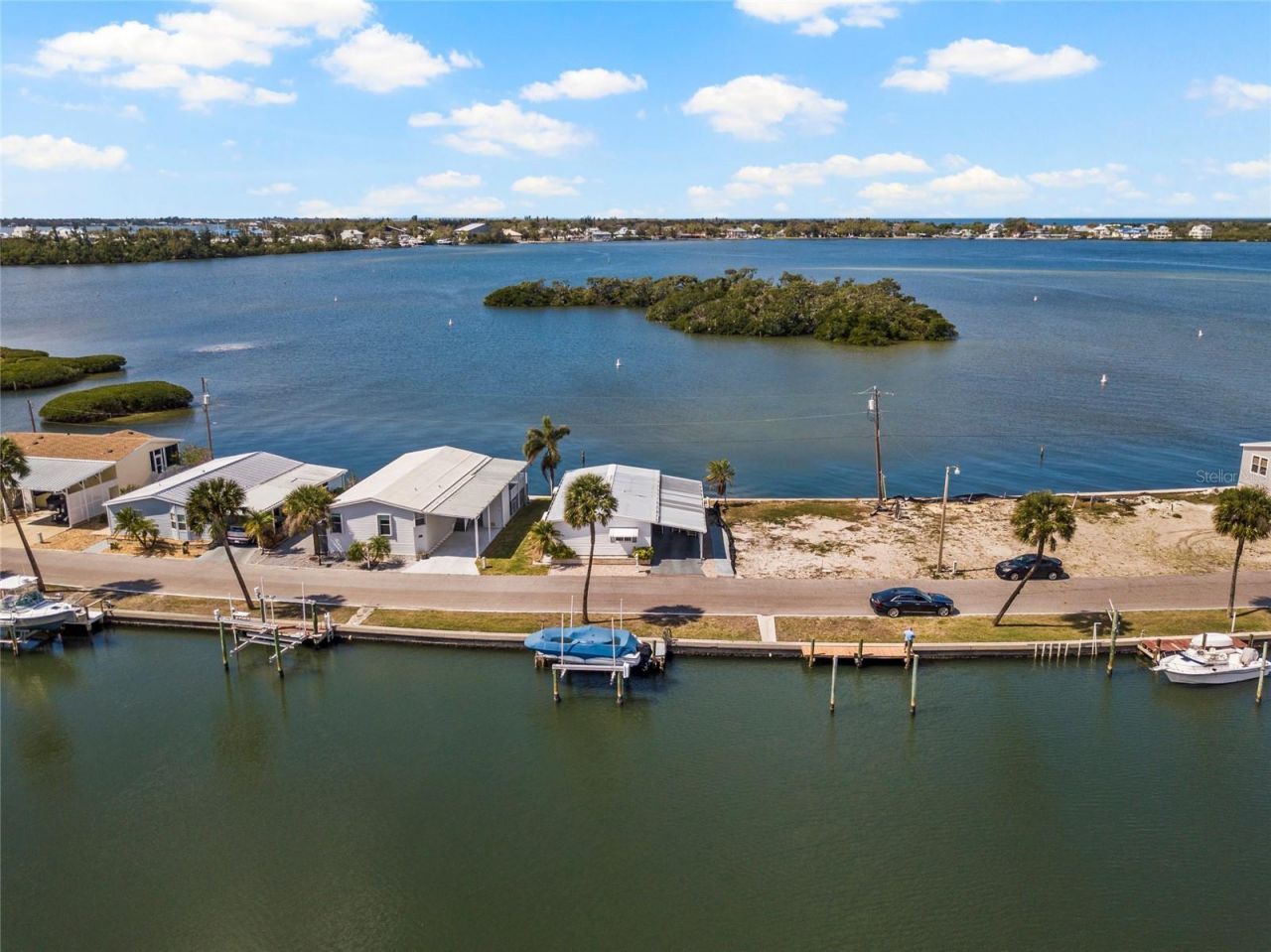 323 Terra Ceia Drive, Palmetto, FL 34221 Photo