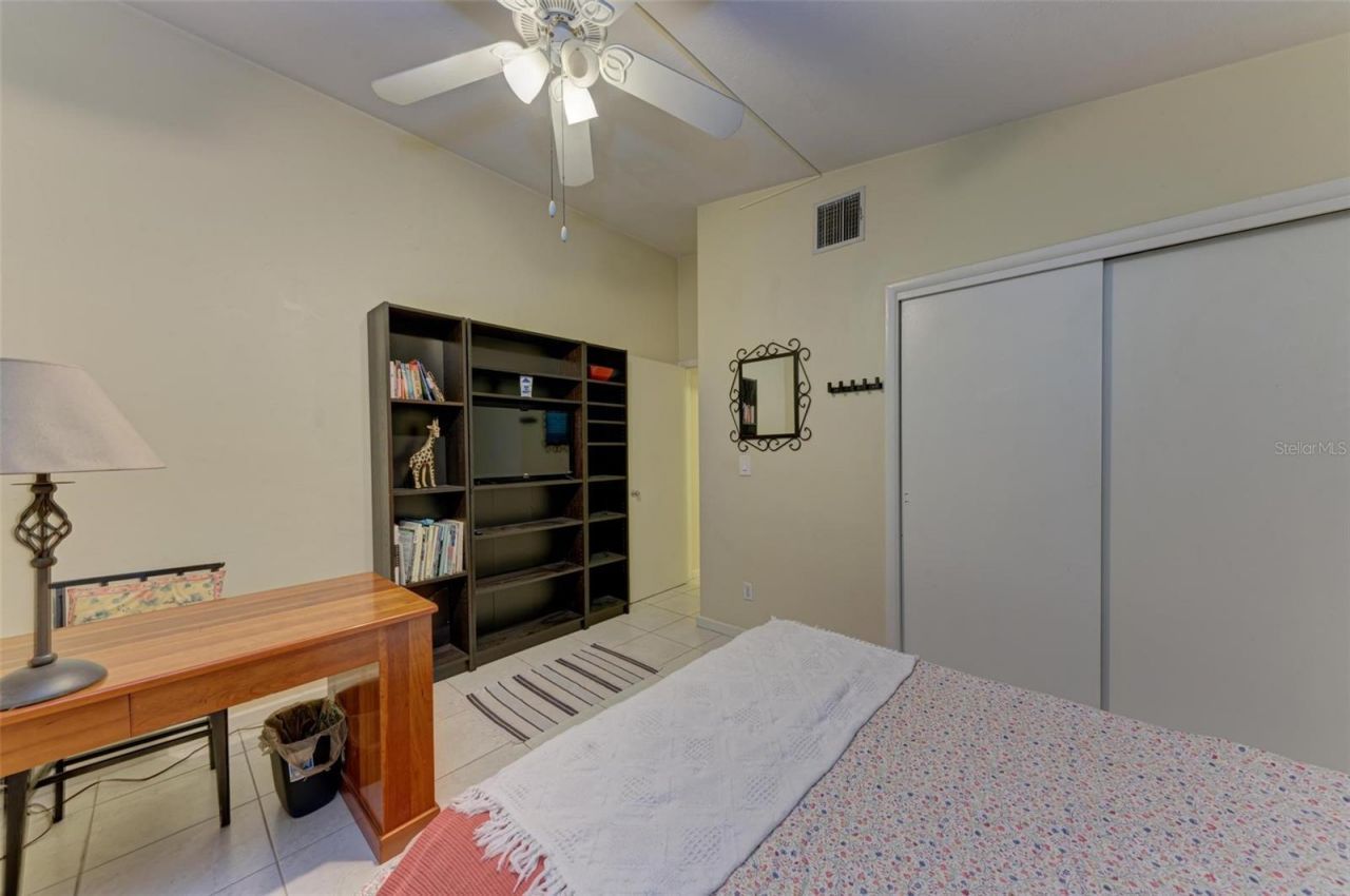 2886 Wood Street, Sarasota, FL 34237 Photo