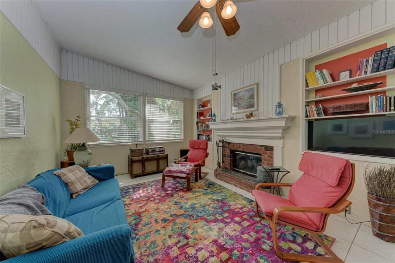 2886 Wood Street, Sarasota, FL 34237 Photo