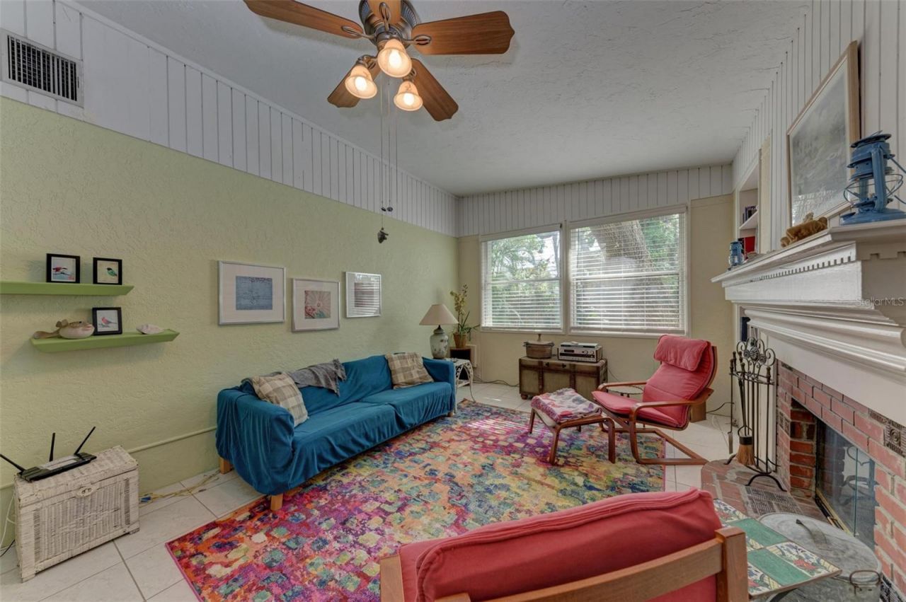 2886 Wood Street, Sarasota, FL 34237 Photo