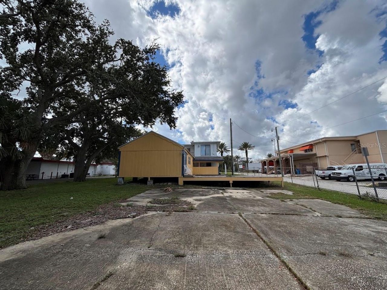 1871 S Ridgewood Avenue, South Daytona, FL 32119 Photo