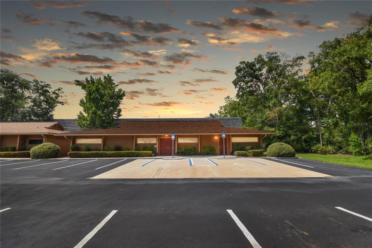 953 Lane Avenue S, Jacksonville, FL 32205 Main Photo