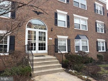 100 CHURCH STREET NW , Unit A-203, VIENNA, VA 22180