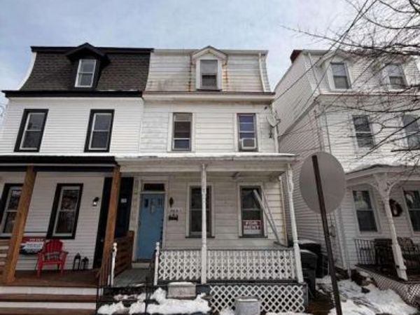 403 WOOD STREET, BURLINGTON, NJ 08016