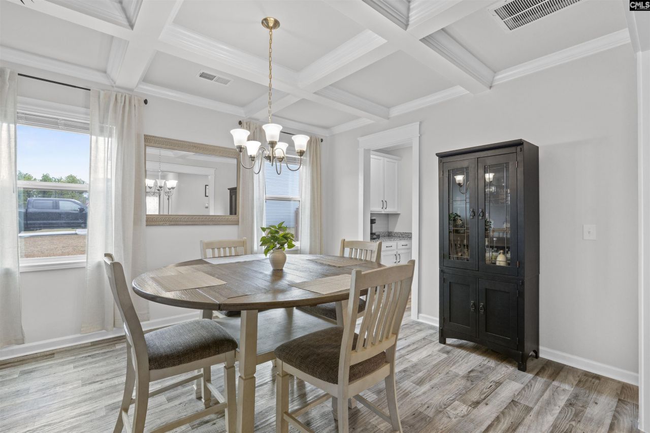 207 Belfast Way  Photo 15