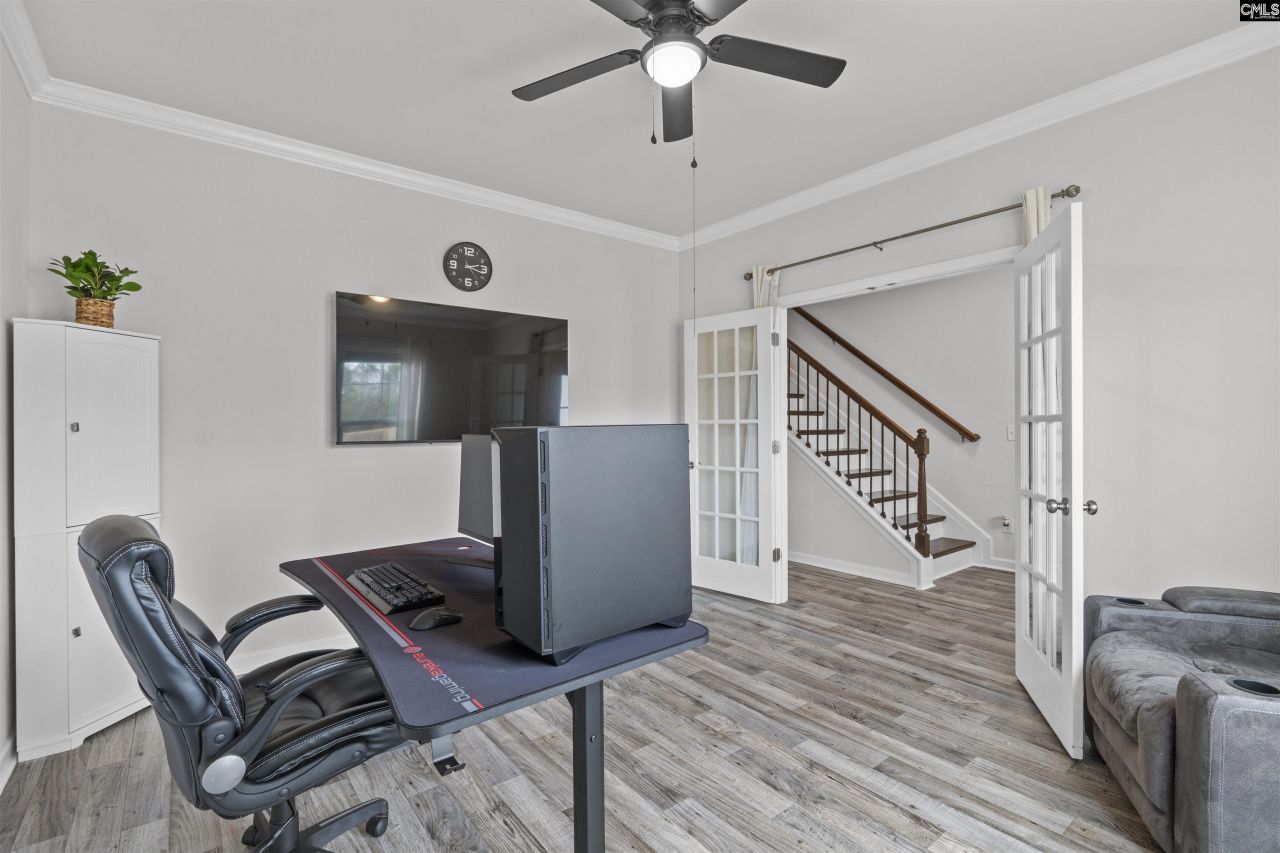 207 Belfast Way  Photo 6