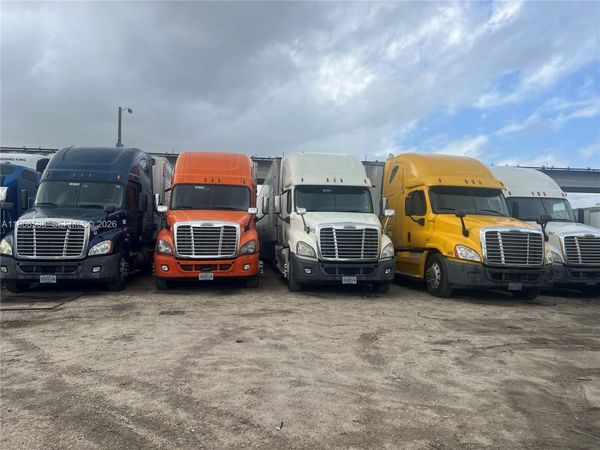 Hialeah, FL 33013