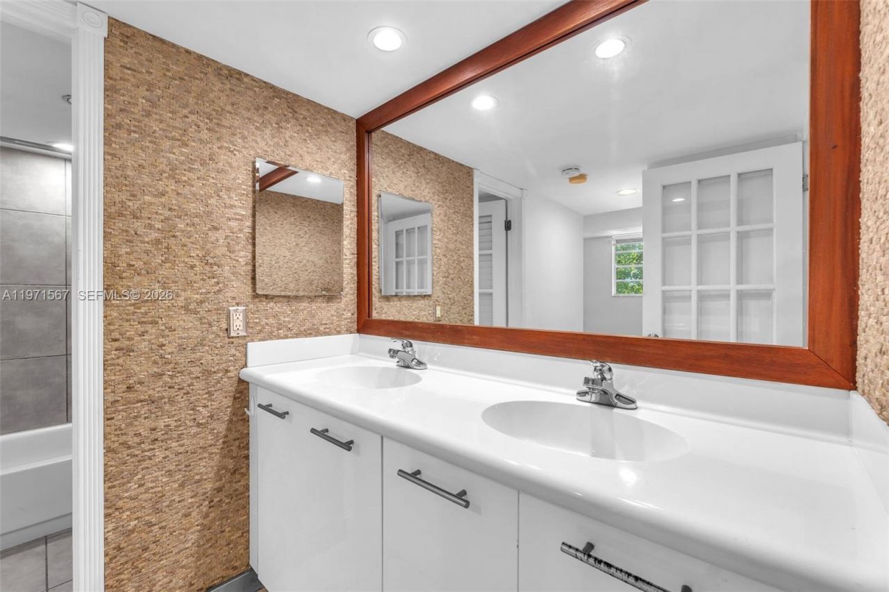 777 NE 62nd St , Unit C508, Miami, FL 33138 Photo