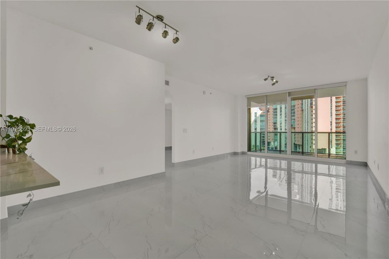 3340 NE 190th St, Unit 1108, Aventura, FL 33180 Photo