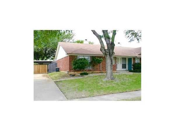 2921 Clover Lane, Euless, TX 76039