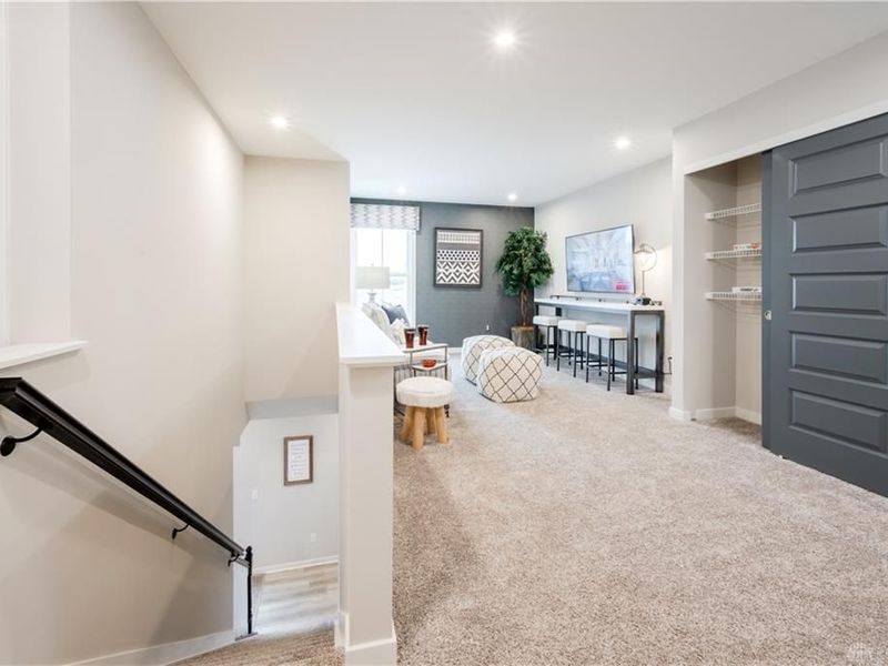 819 Hunters Run Drive, Brookville, OH 45309 Photo 9