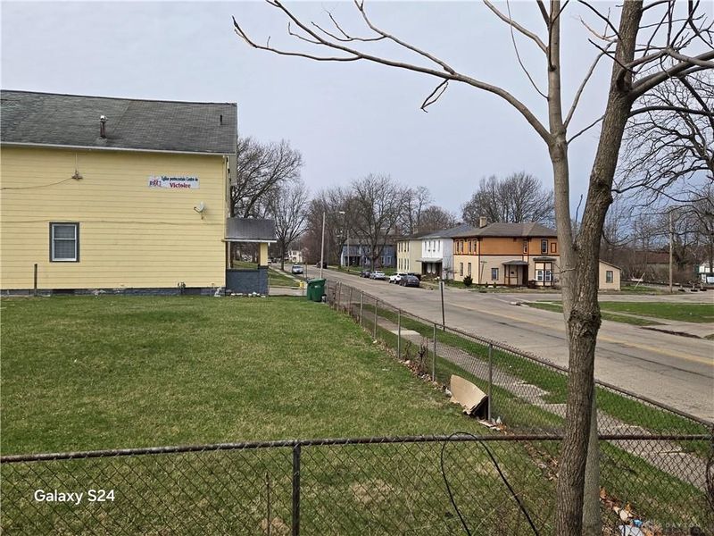 727 W High Street, Springfield, OH 45506 Photo 24