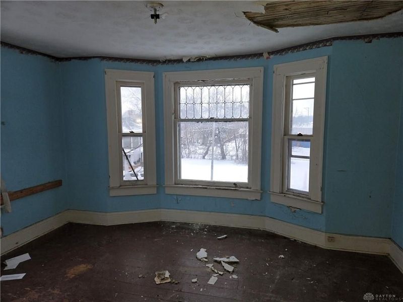 727 W High Street, Springfield, OH 45506 Photo 3