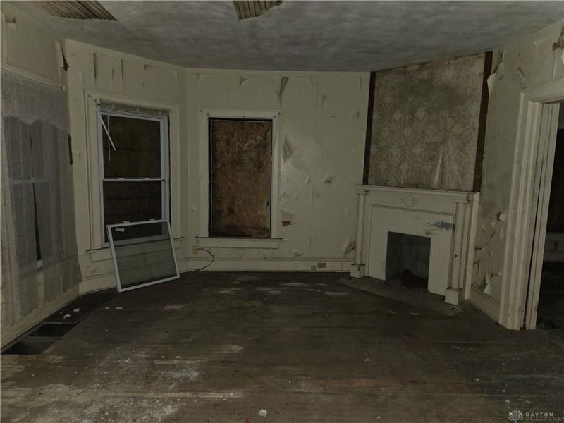 727 W High Street, Springfield, OH 45506 Photo 6