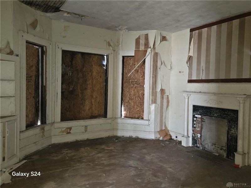 727 W High Street, Springfield, OH 45506 Photo 9