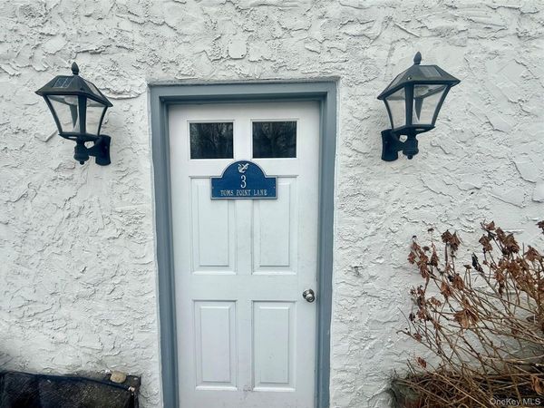 3 Toms Point Lane , Unit A, Port Washington, NY 11050