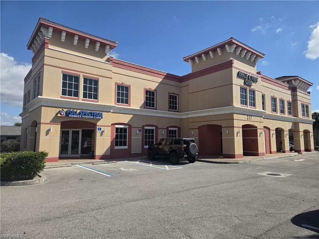 217 Del Prado Blvd S, Cape Coral, FL 33990 Photo