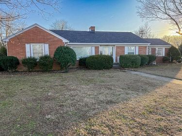 1120 College Dr, Owensboro, KY 42301