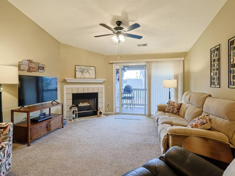 2284 Medlock Lane, Unit 208, Burlington, KY 41005 Photo 10