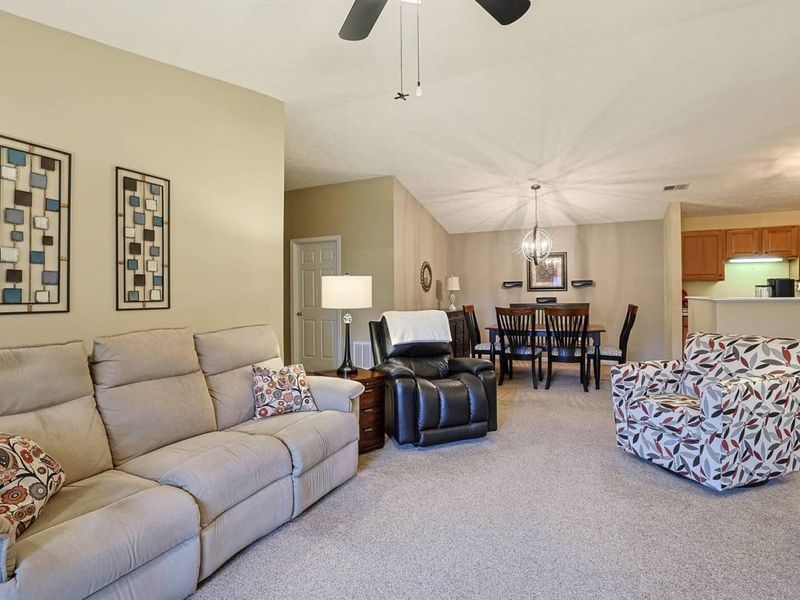 2284 Medlock Lane, Unit 208, Burlington, KY 41005 Photo 11