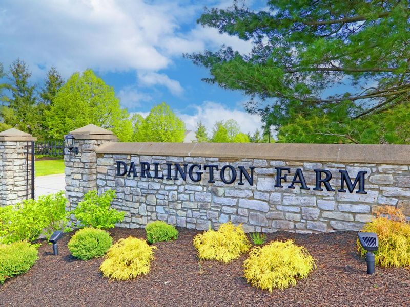 2284 Medlock Lane, Unit 208, Burlington, KY 41005 Photo 2