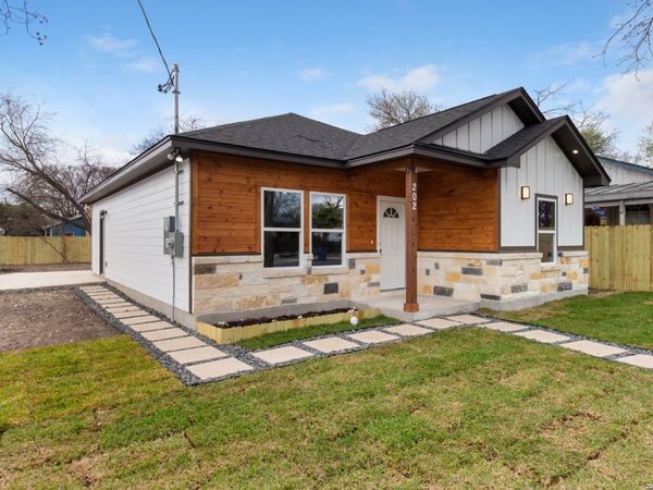 202 Segura, San Antonio, TX 78237