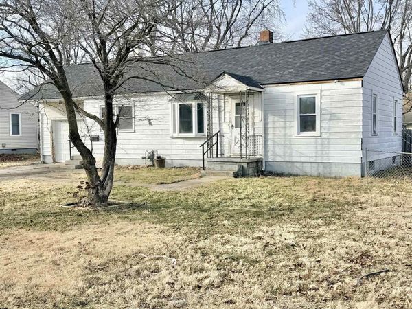 222 E 29th Street, Muncie, IN 47302