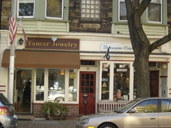 55 Elm St, Unit 2R, Westfield, NJ 07090