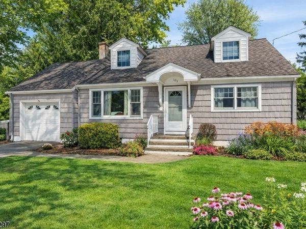 103 W Sunset Blvd, Andover, NJ 07860