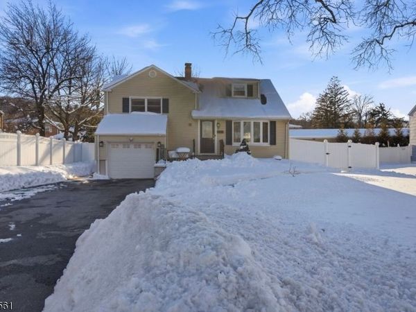 8 Donato Drive, Cedar Grove, NJ 07009