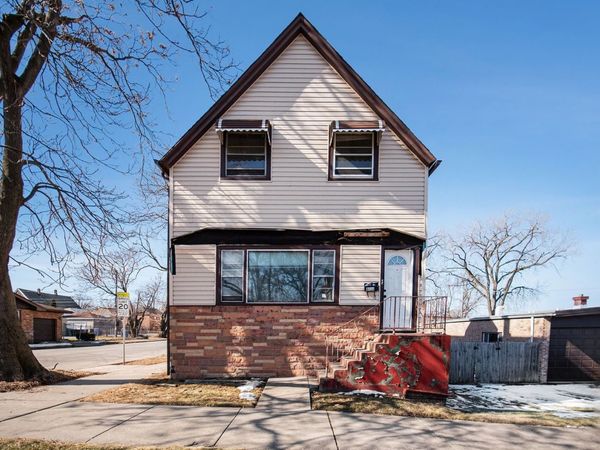 9158 S Clyde Avenue , Chicago, IL 60617