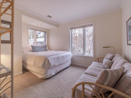 8000 North Lake Boulevard, Unit #4, Kings Beach, CA 96143 Photo