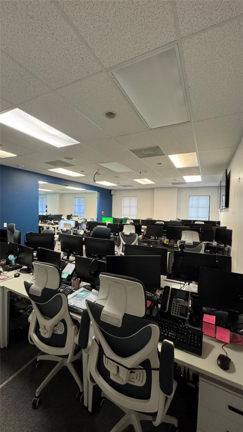 7451 Wiles Rd, Coral Springs, FL 33067 Photo