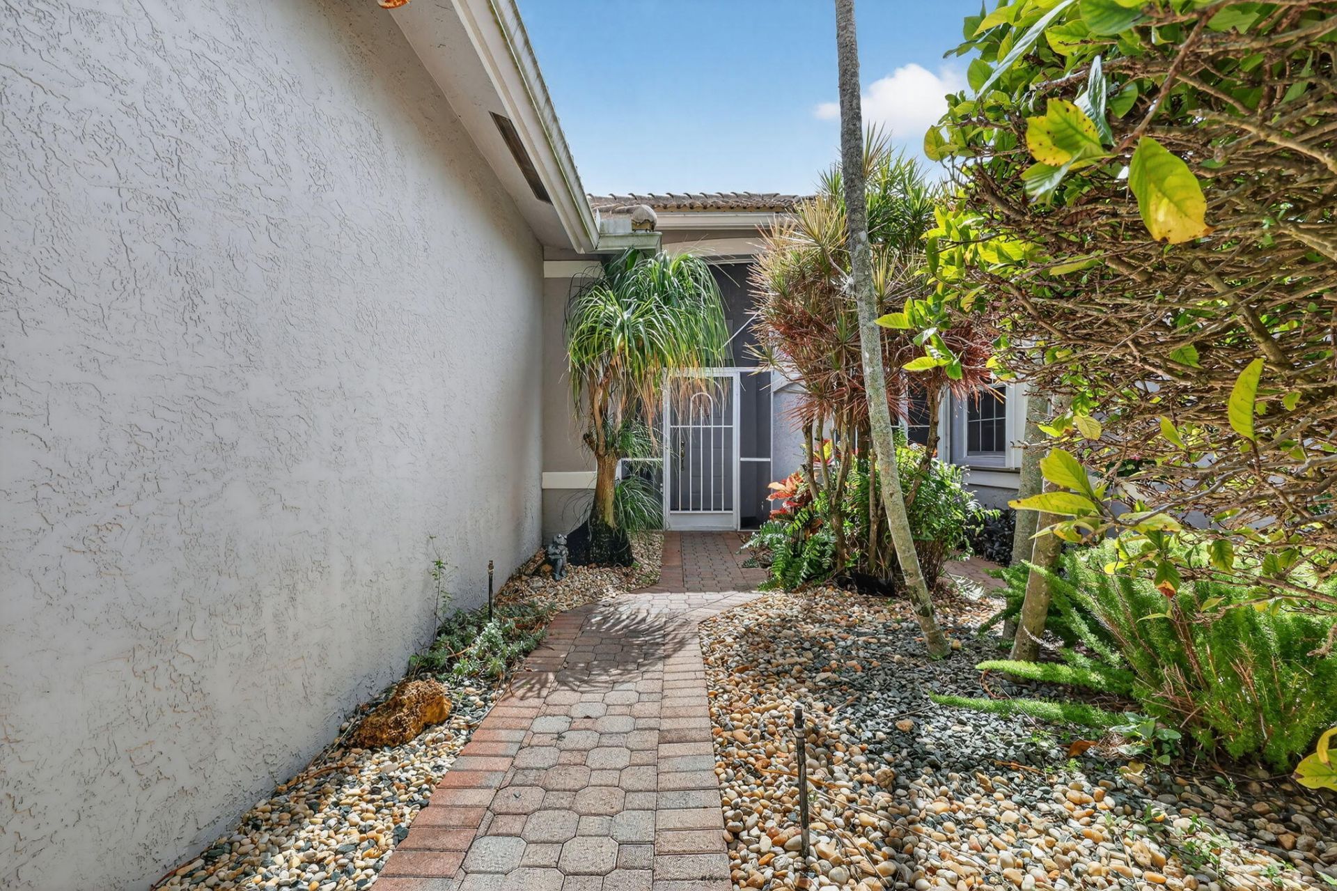 9848 Crescent View Drive S, Boynton Beach, FL 33437 Photo