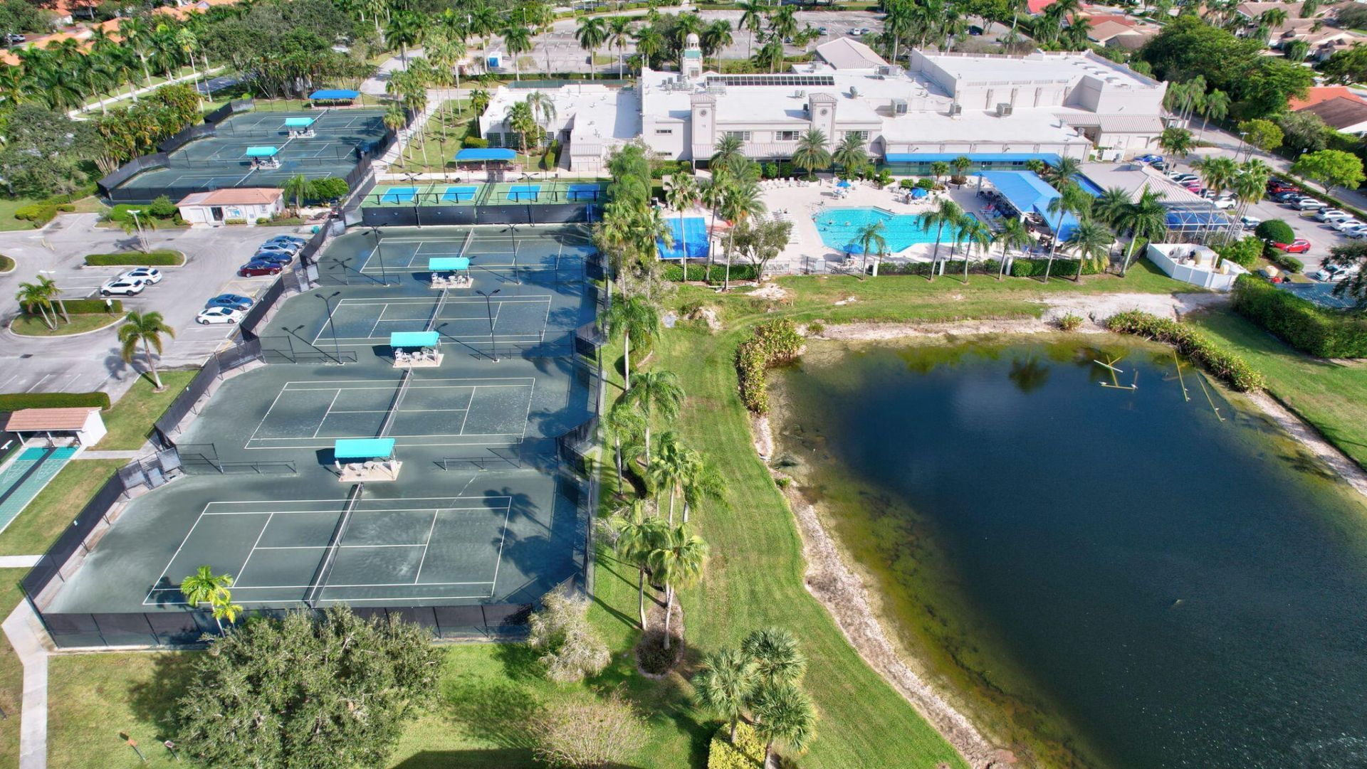 9848 Crescent View Drive S, Boynton Beach, FL 33437 Photo