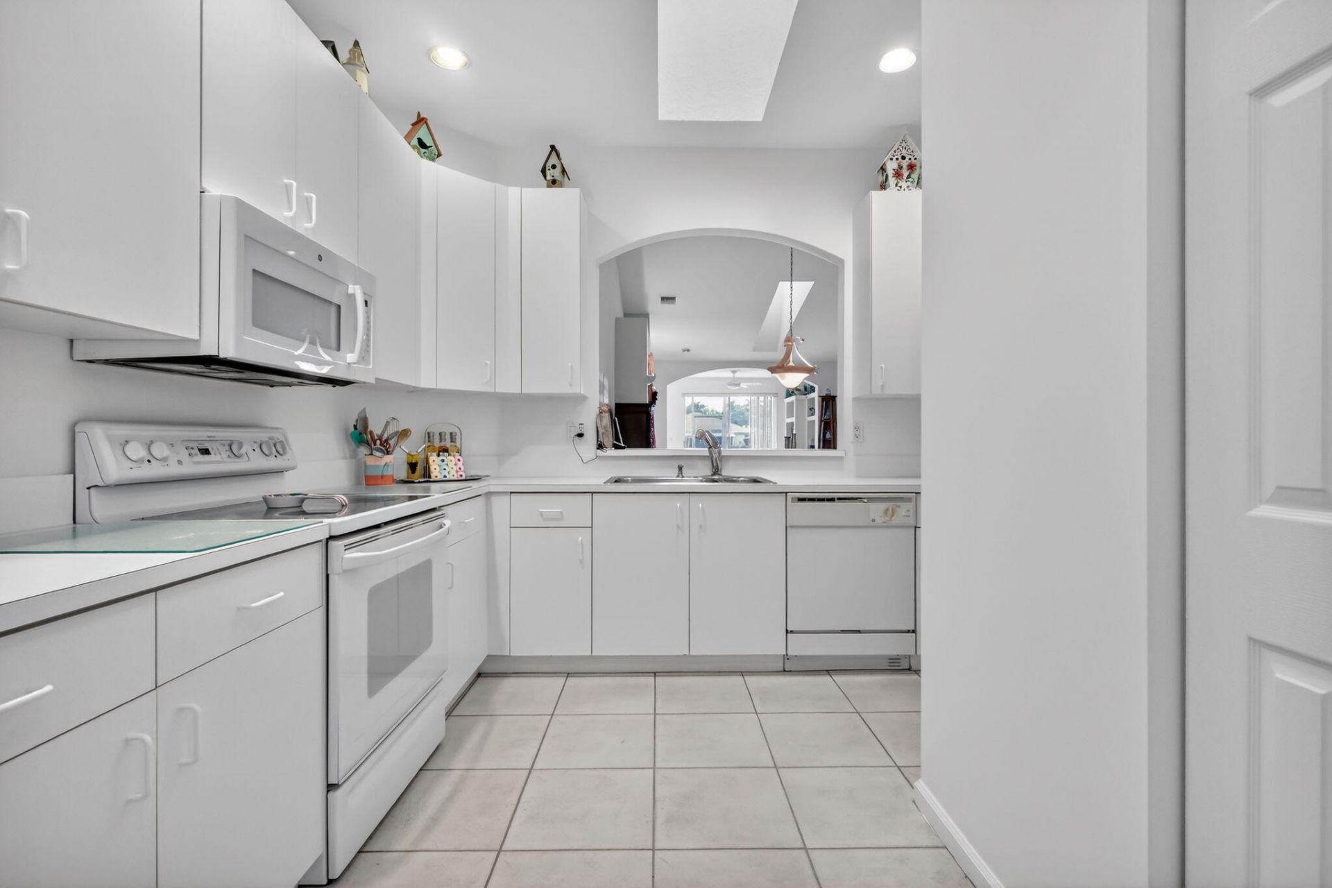 9848 Crescent View Drive S, Boynton Beach, FL 33437 Photo