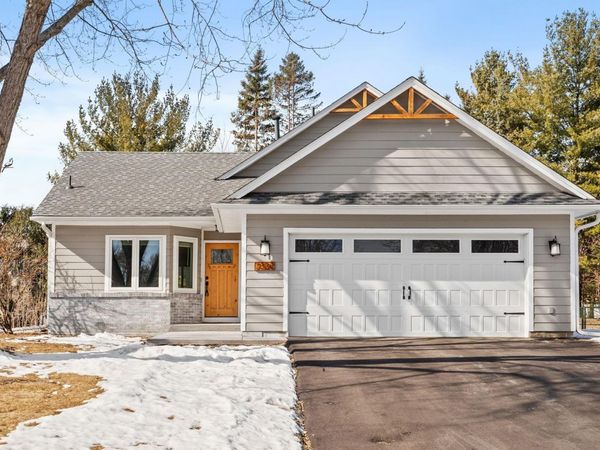 7320 Hunters Run, Eden Prairie, MN 55346