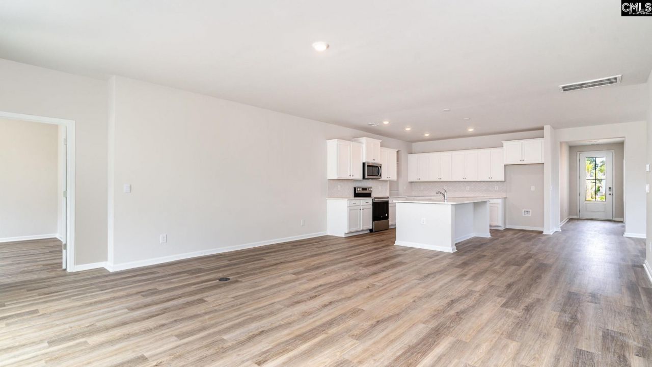 237 Livingston Woods Drive  Photo 10